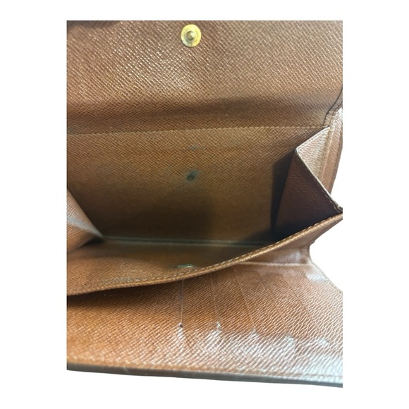 Louis Vuitton Monogram Alexandra Wallet – Classic Trifold - Picture 9 of 12